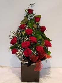 Luxury Valentine Front Facing Bouquet